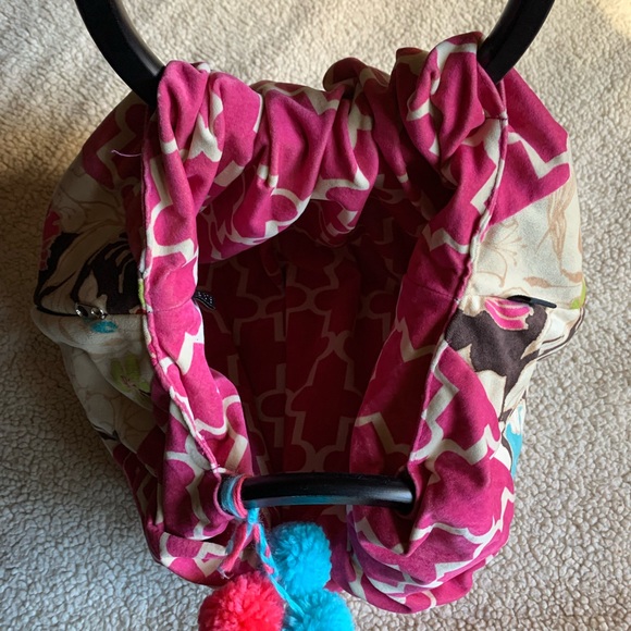 1154 Lill Studio vibrant roomy reversible suede bucket bag, wooden handles - Picture 12 of 16